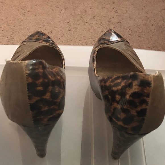 High heel shoes with leopard print - Picture 5 of 7